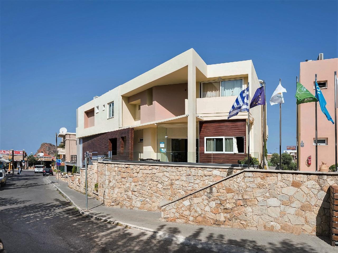 Görögország, Kréta, Nyugat-Kréta, Chania, Agia Marina, Atrion Hotel, külső