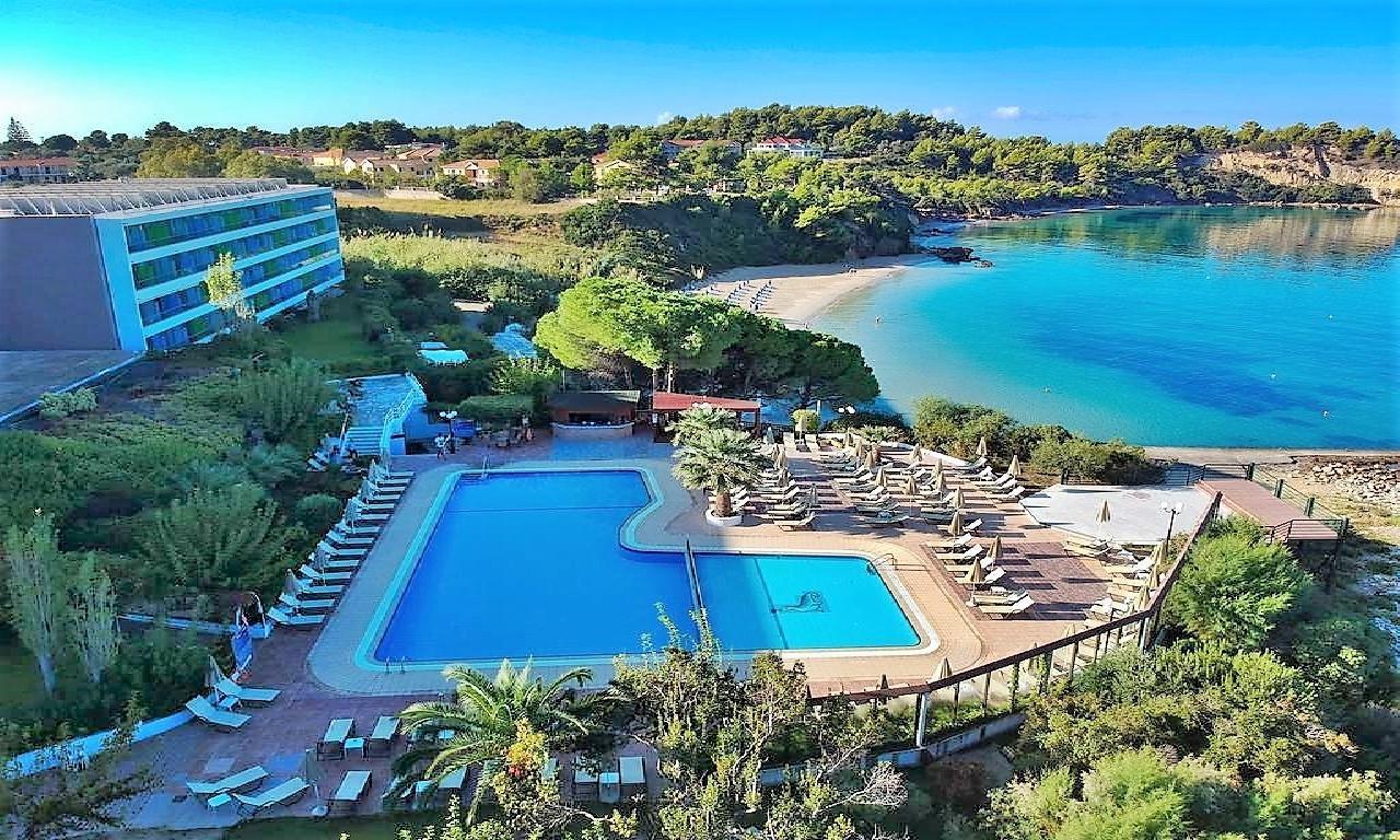 Görögország, Kefalonia, Lassi, Mediterranee Hotel, medence