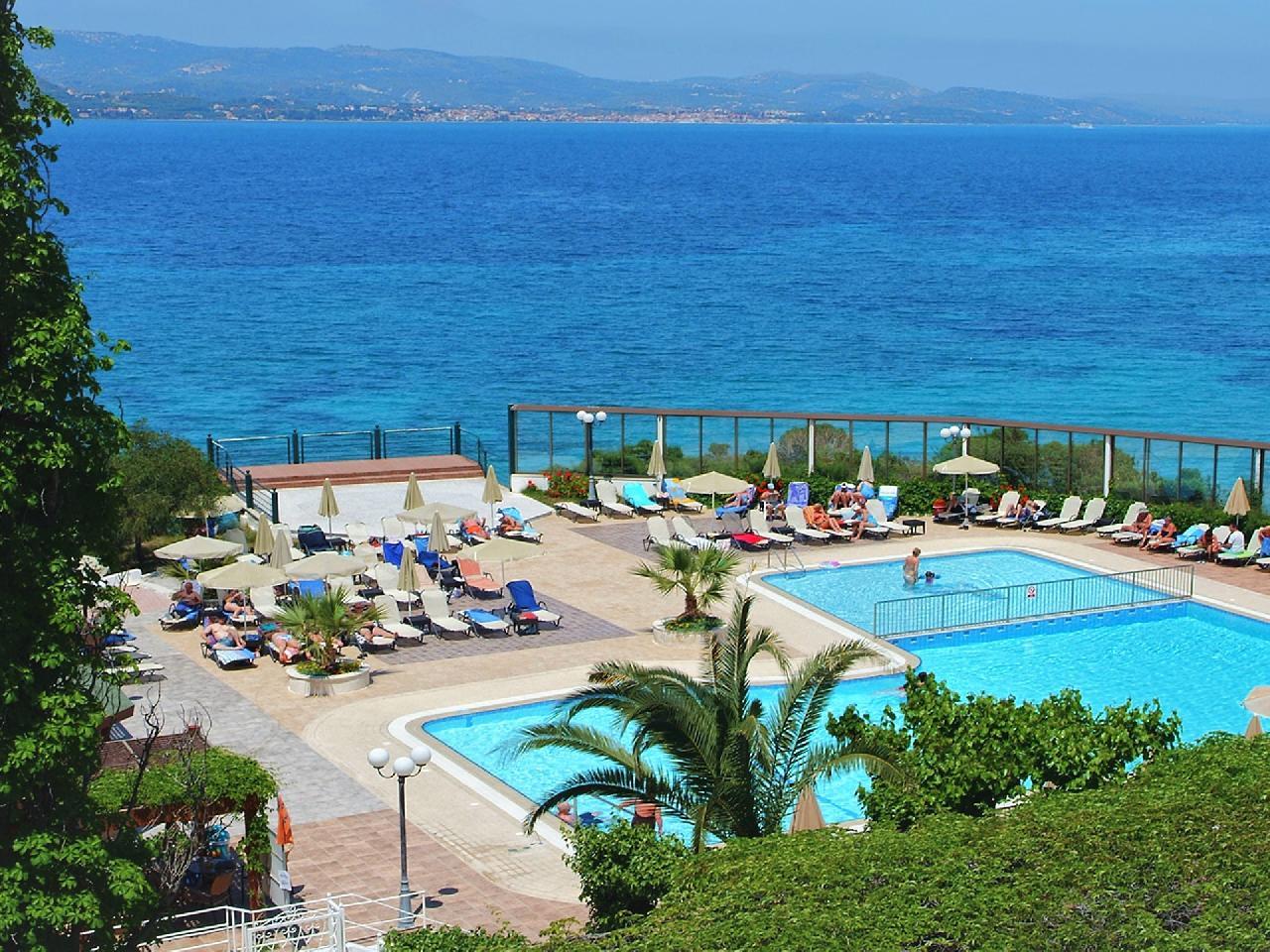Görögország, Kefalonia, Lassi, Mediterranee Hotel, medence