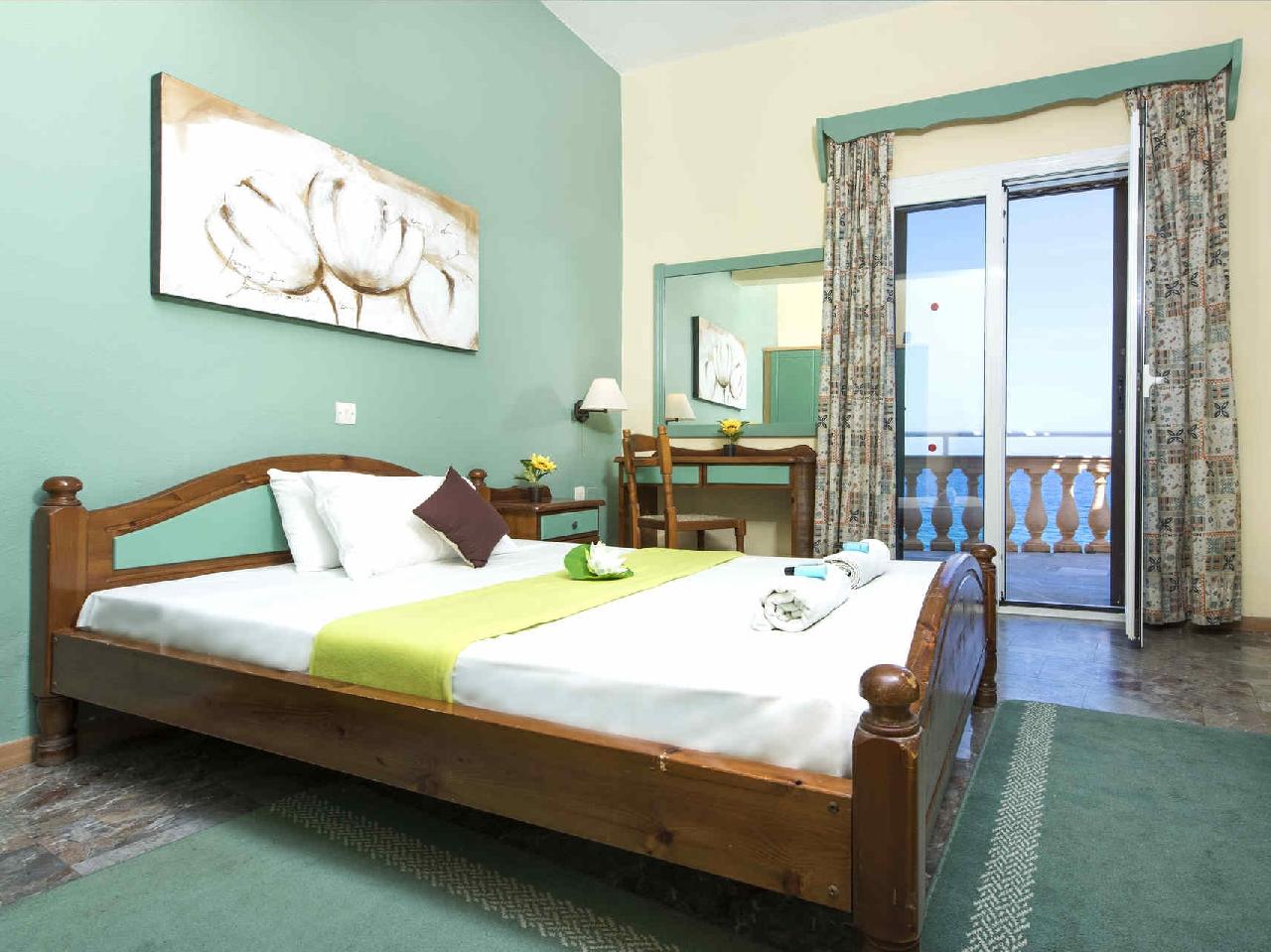 Görögország, Korfu, Benitses, Potamaki Beach Hotel, szoba
