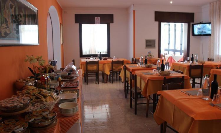 Olaszország, Lido di Jesolo, Hotel Rex, étterem