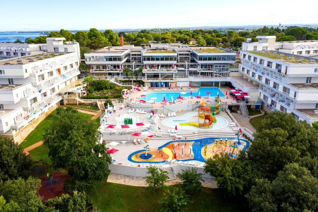 Horvátország, Isztria, Porec, Hotel Delfin Plava Laguna, külső