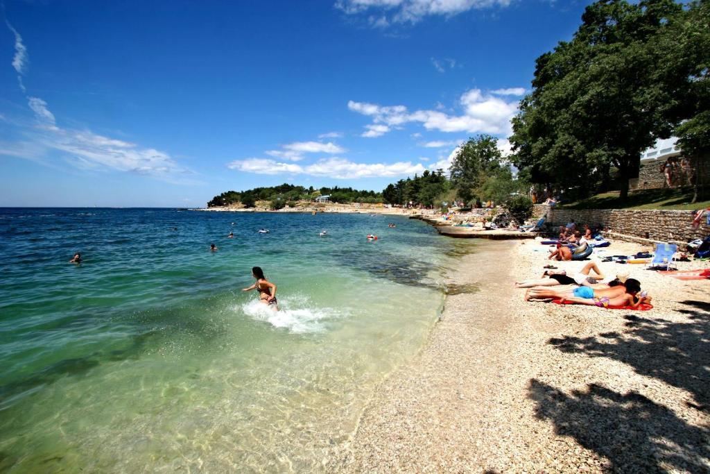 Horvátország, Isztria, Porec, Hotel Istra Plava Laguna, tengerpart