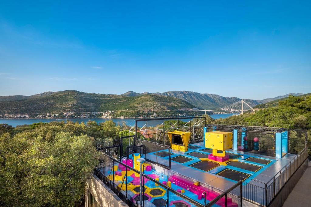 Horvátország, Dubrovnik, Valamar Tirena Hotel, trambulin