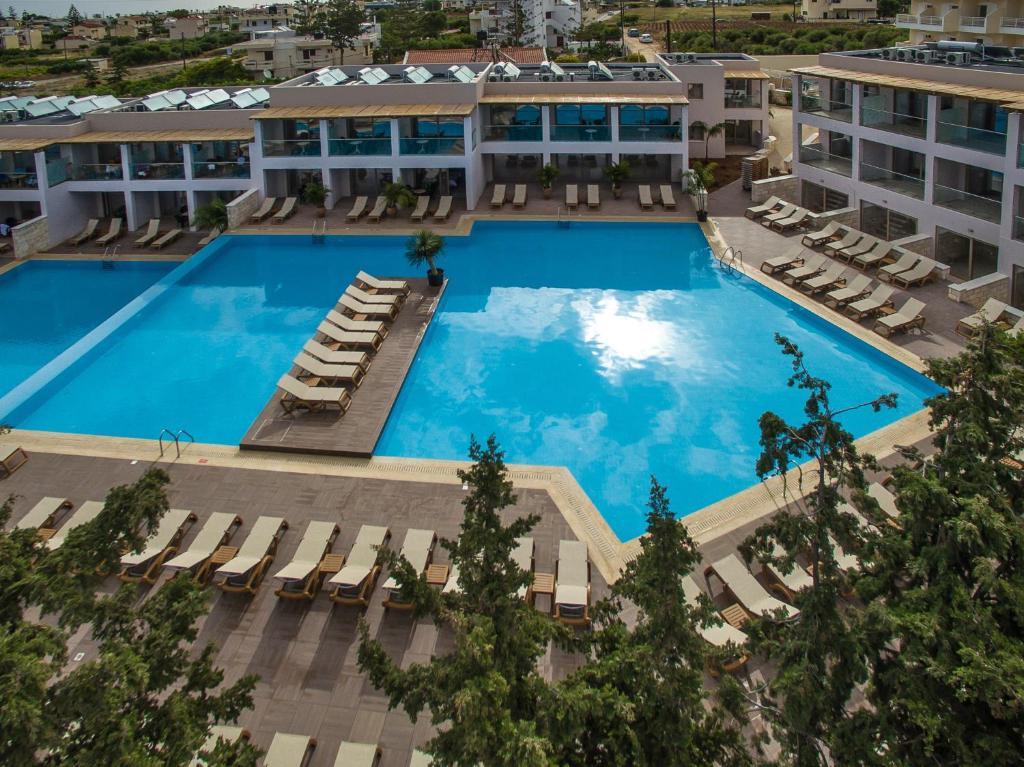 Görögország, Kréta, Kelet-Kréta, Heraklion, Gouves, Gouves Water Park Holiday Resort, medence