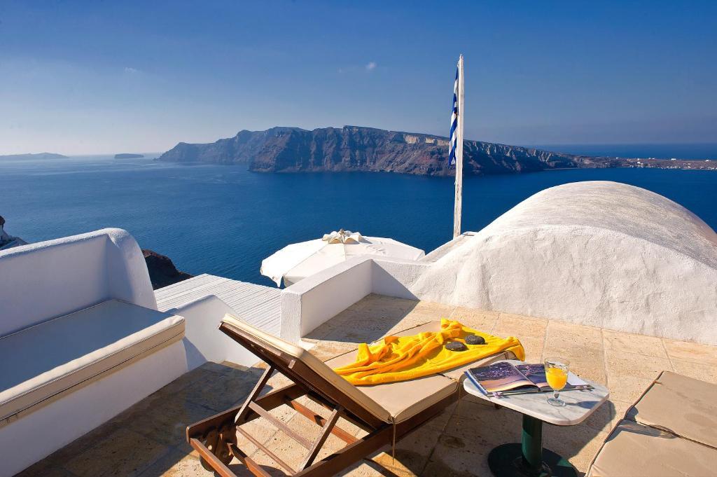 Görögország, Santorini, Oia, Fanari Villas, terasz