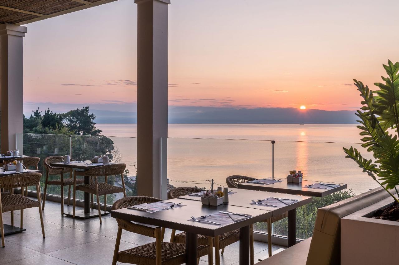 Görögország, Korfu, Perama, Aeolos Beach Resort, étterem