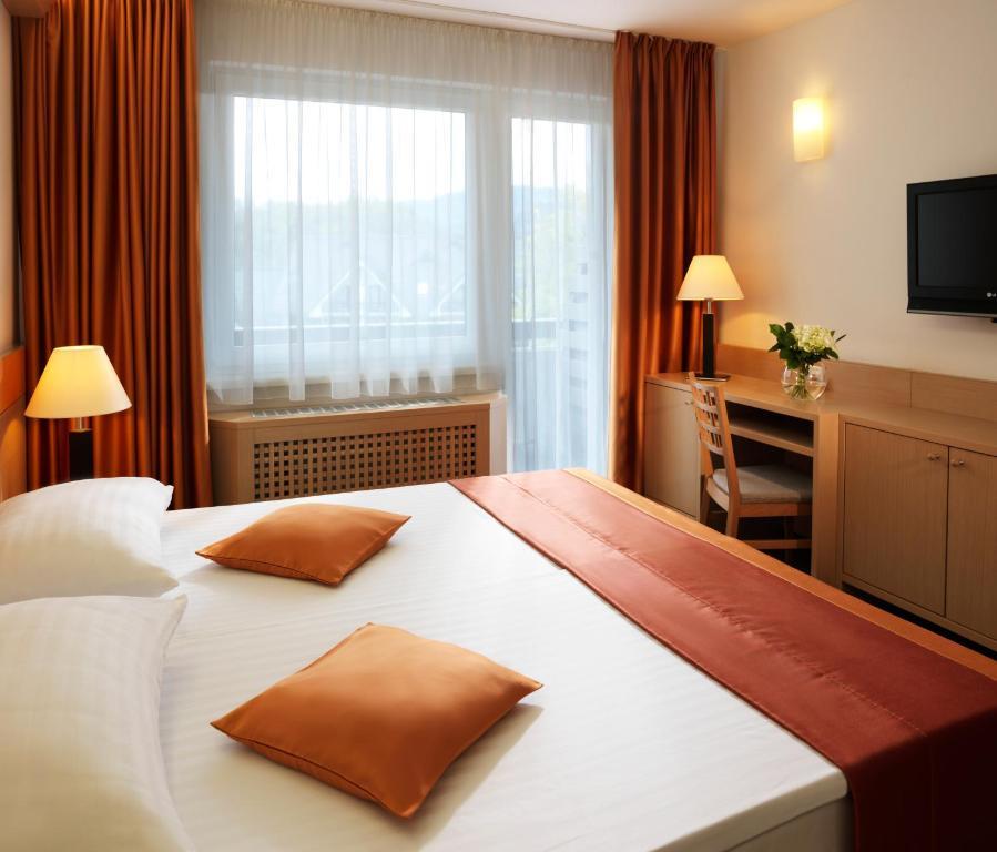Szlovénia, Bled, Hotel Savica Garni, szoba