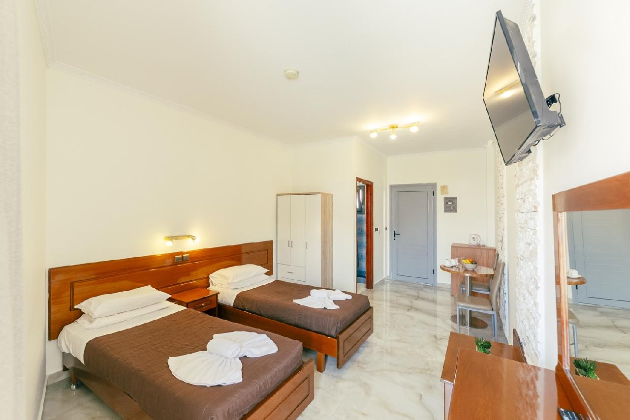 Maria`s Beach Hotel