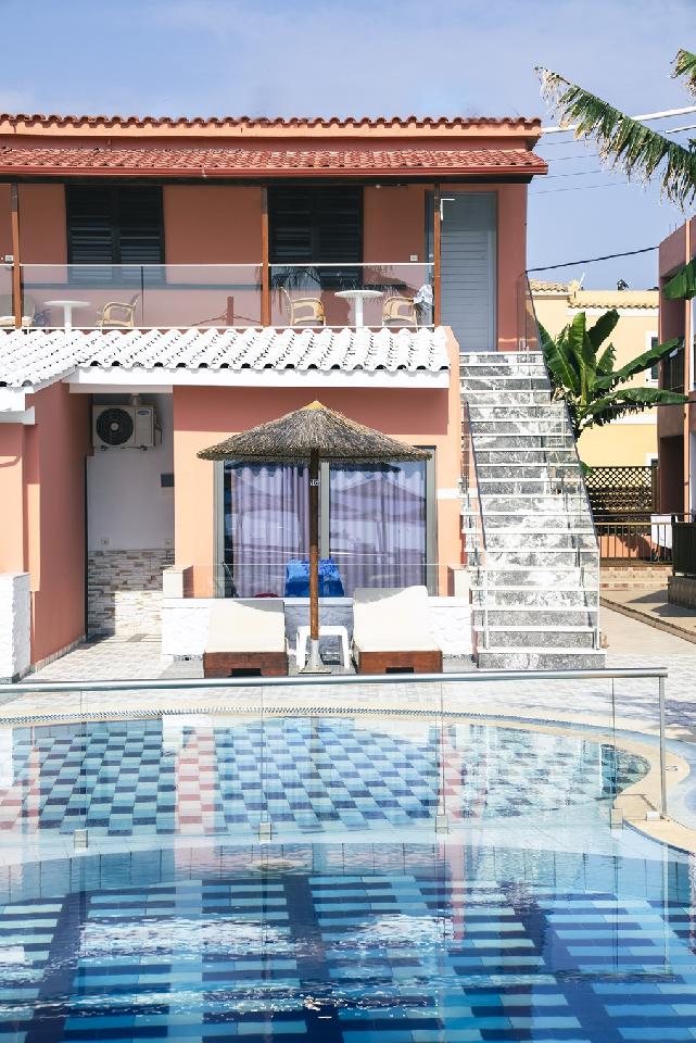 Maria`s Beach Hotel