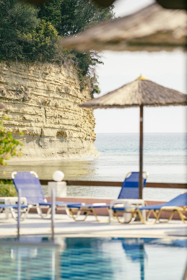 Maria`s Beach Hotel
