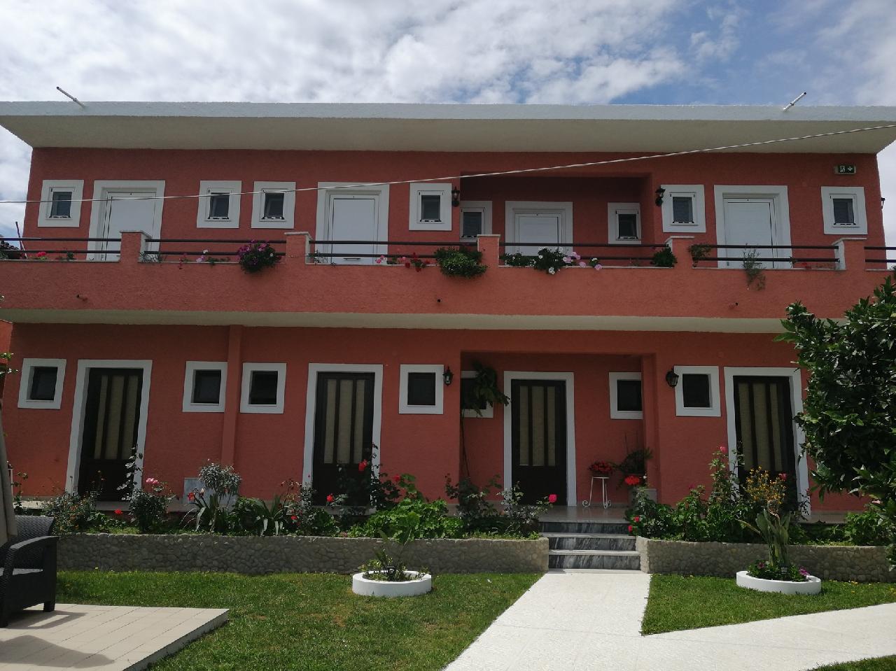 Kostas - Lina Apartmanház