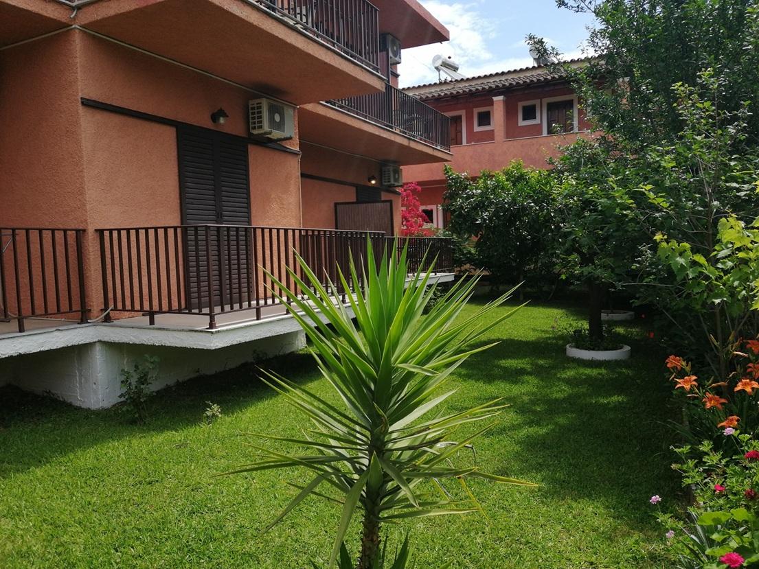 Kostas - Lina Apartmanház