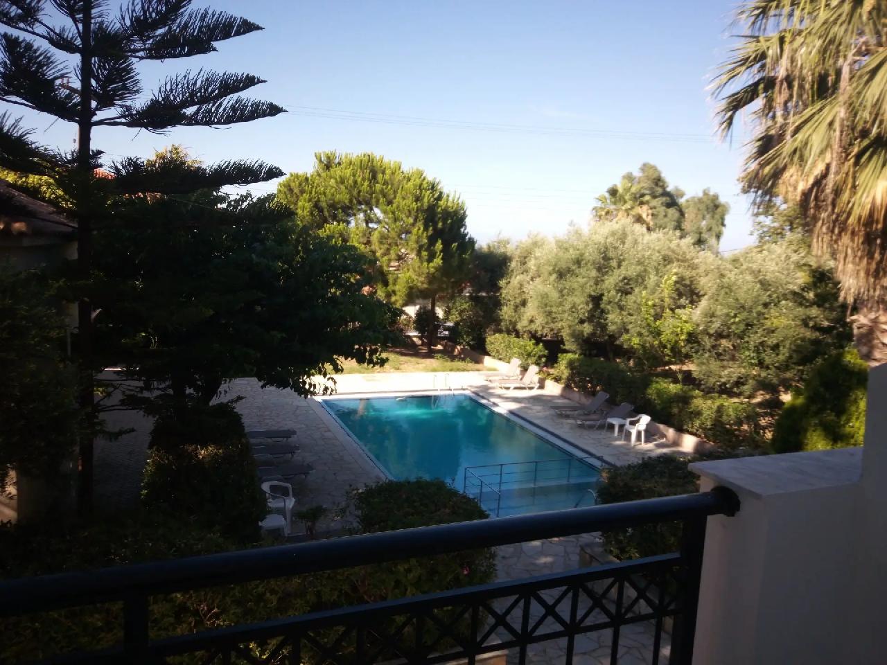 Paradise Apartmanház