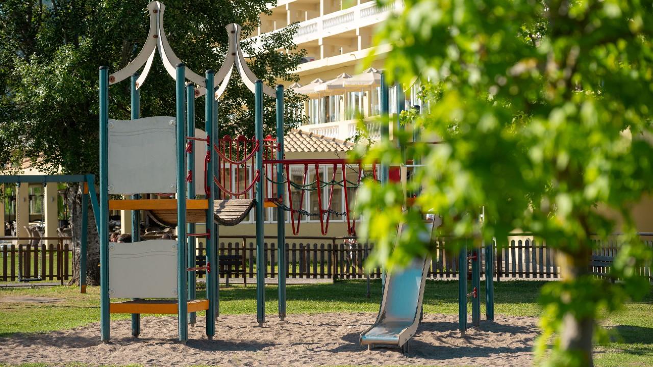 messhongi beach hotel